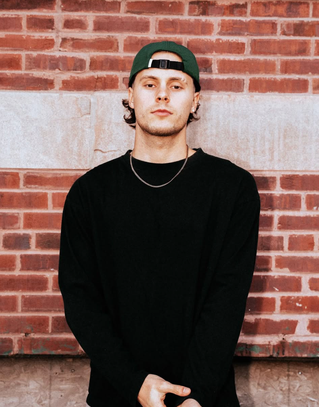 an image of an artist